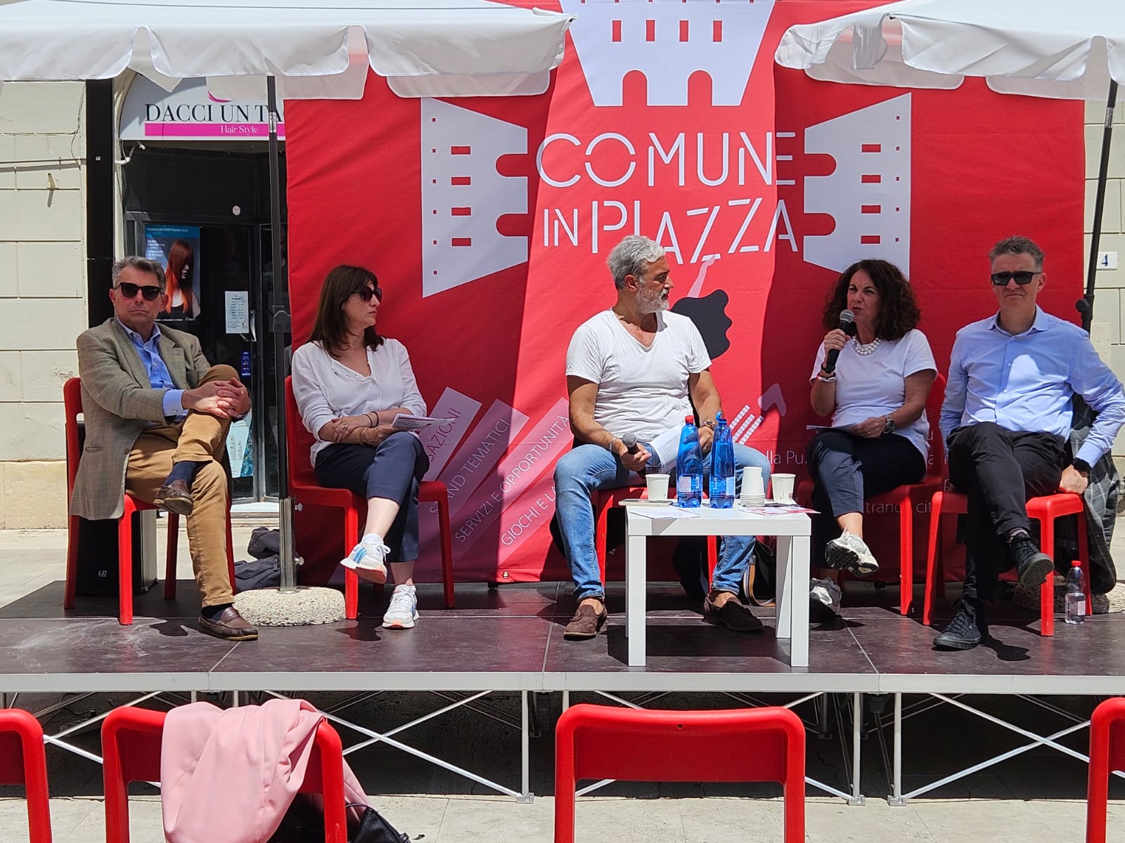 Terrecablate a Comune in Piazza a Poggibonsi