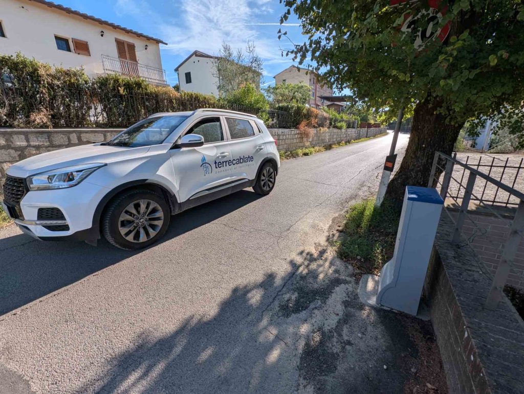 Una macchina Terrecablate a Strada di Istieto